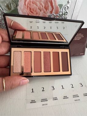 Charlotte Tilbury Rose & Warm Neutral 6-Shade Eyeshadow MINI Palette